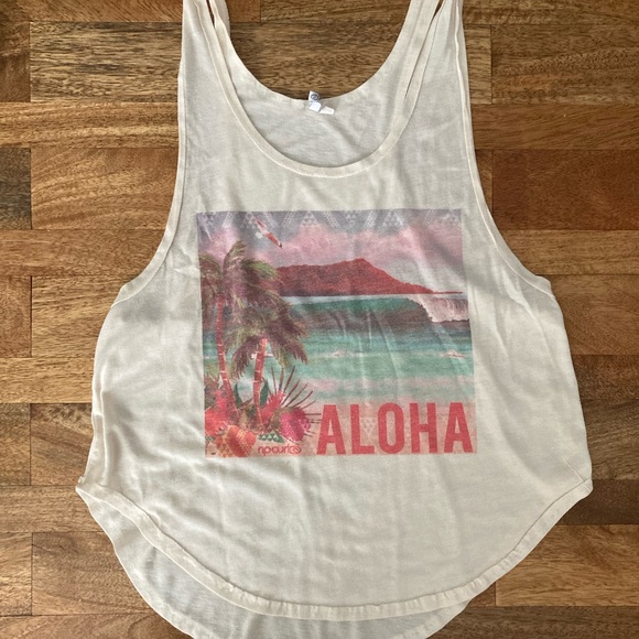 Billabong & Rip Curl | Tank Top Bundle - Picture 14 of 16